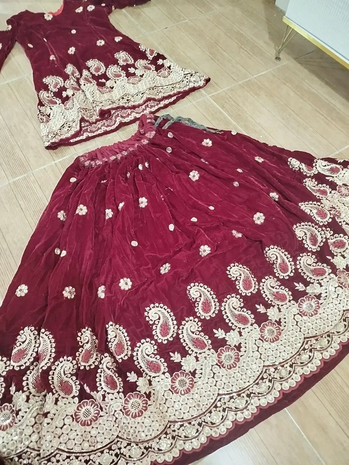 فروش لباس محلی مخمل درحد نو|لباس|مسجد سلیمان, |دیوار