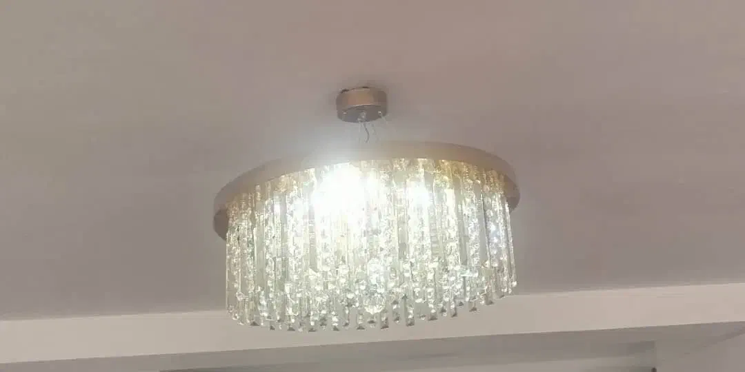 لوستر|لوستر و چراغ آویز|شیراز, سینما سعدی|دیوار