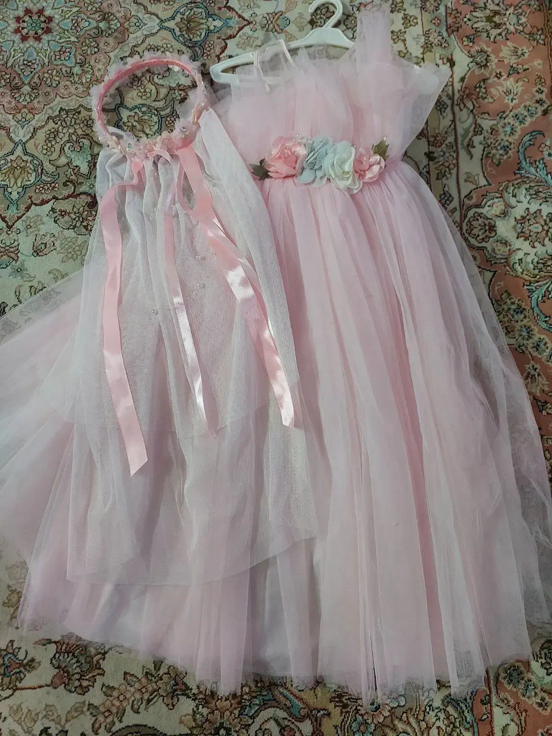 لباس مجلسی دخترونه|کفش و لباس بچه|مشهد, کوشش|دیوار