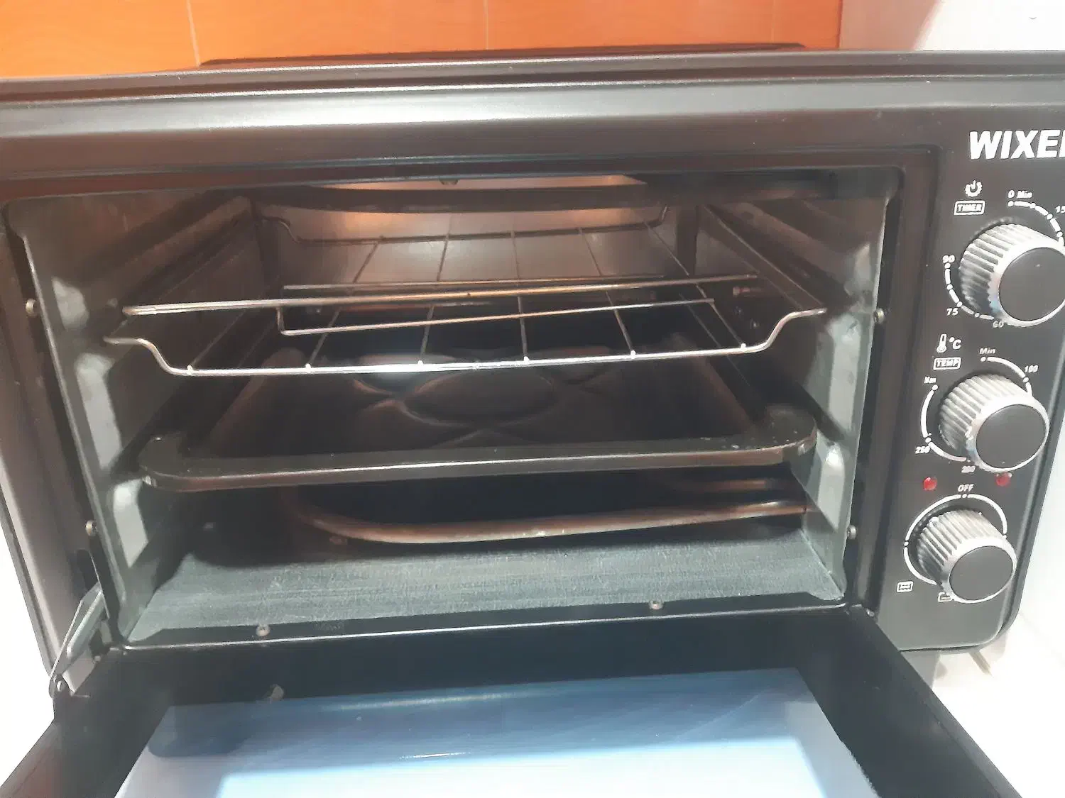 توستر. شهر چمران|اجاق گاز و لوازم برقی پخت‌وپز|چمران, |دیوار