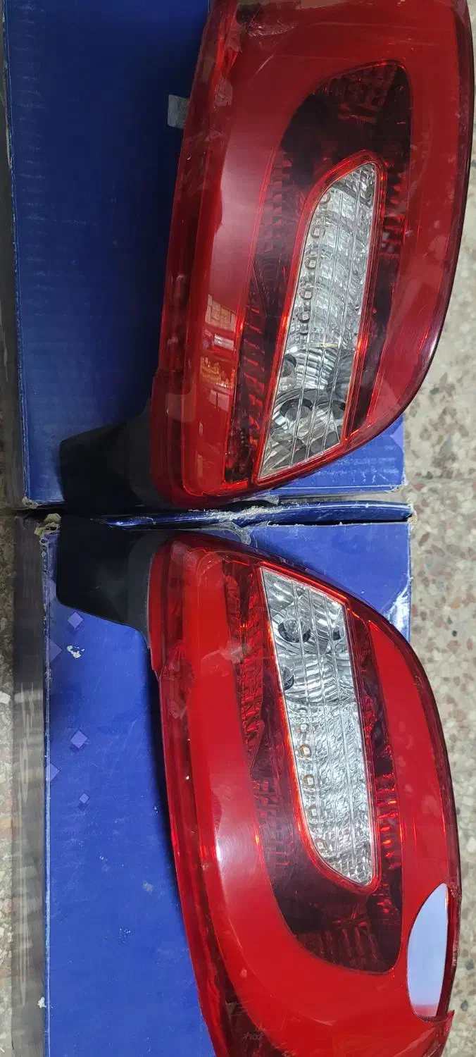 چراغ خطر عقب 207|قطعات یدکی و لوازم جانبی|مشهد, چهنو|دیوار