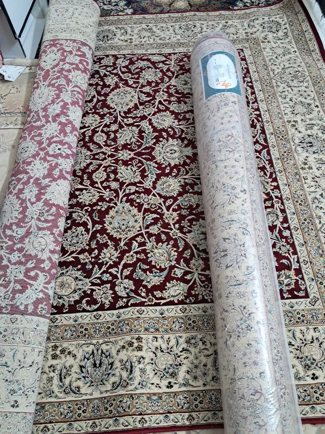 یک جفت فرش۶متری۱۰۵۰شانه تراکم۳۰۰۰ لاکی آکبندنو|فرش|تهران, سجاد|دیوار