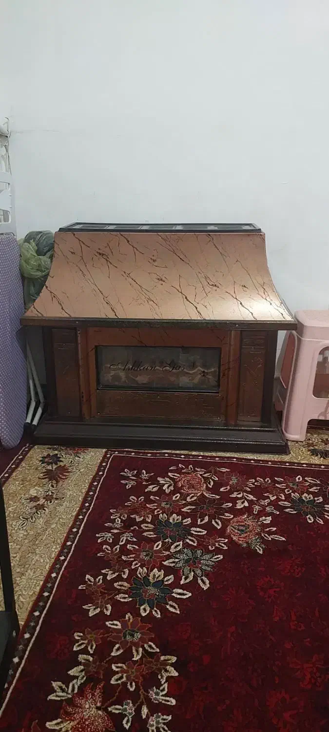 بخاری طرح شومینه سالم در حد نو|بخاری، هیتر، شومینه|کرمانشاه, |دیوار