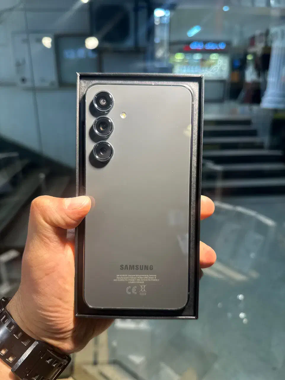 samsung s24 fe|موبایل|اراک, |دیوار