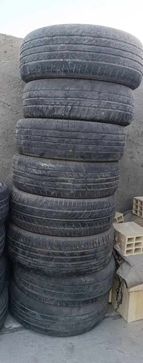 لاستیک.کاپوت و گلگیرجلوپژوپارس رنگ فابریک...|قطعات یدکی و لوازم جانبی|زاهدان, |دیوار