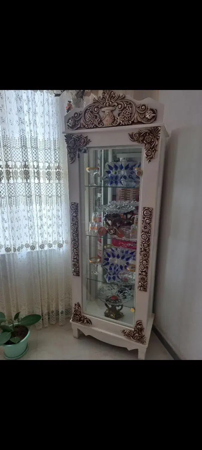 بوفه در حد نو|بوفه، ویترین، کنسول|خاوه, |دیوار