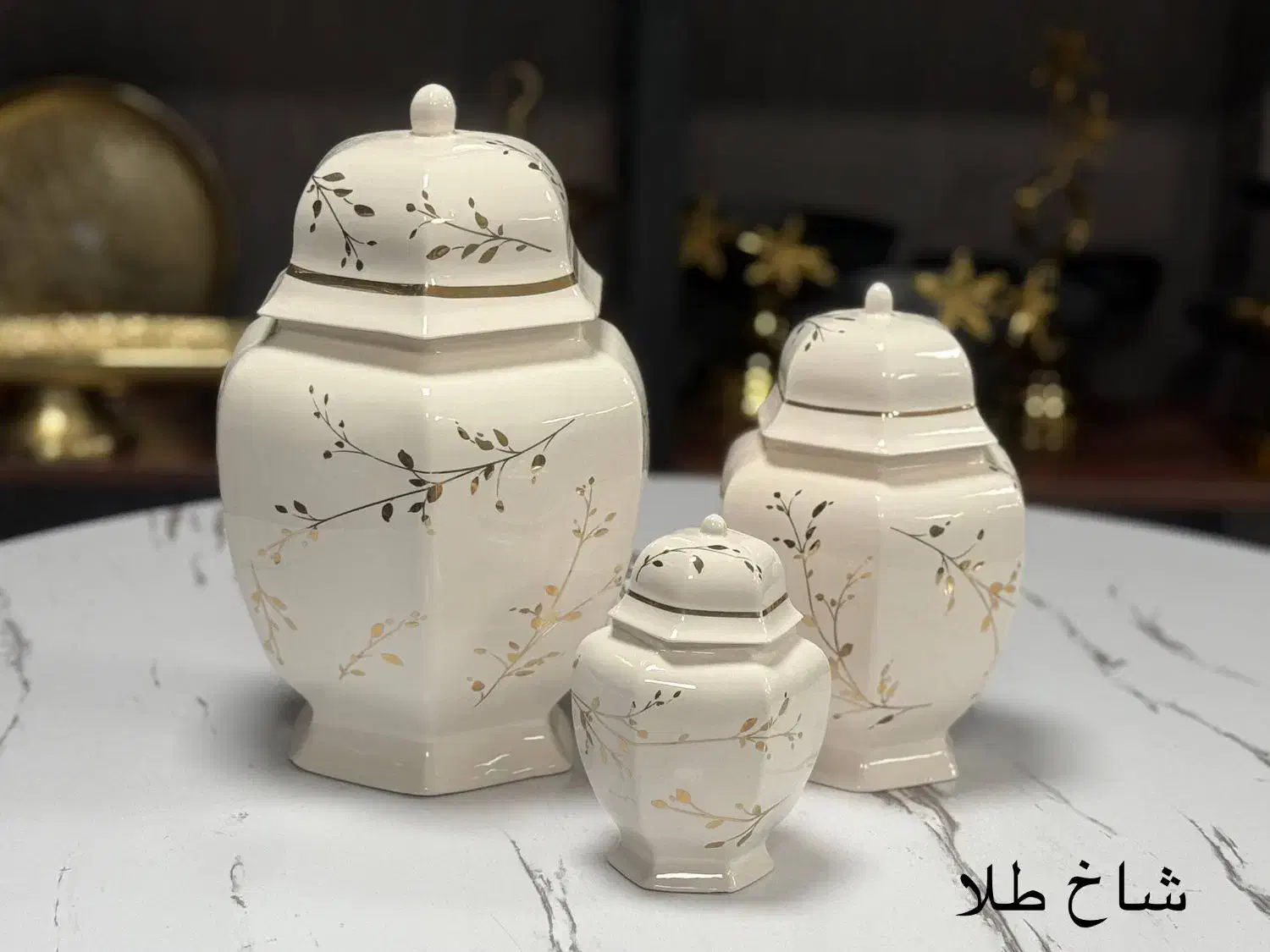 فقط تعداد|ظروف پخت‌وپز|خوی, |دیوار