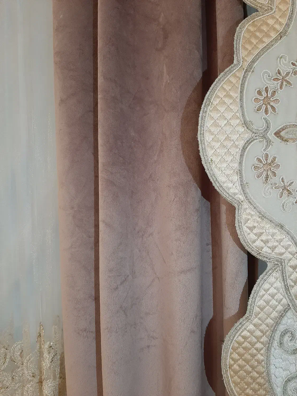 پرده|پرده، رانر، رومیزی|تهران, هروی|دیوار