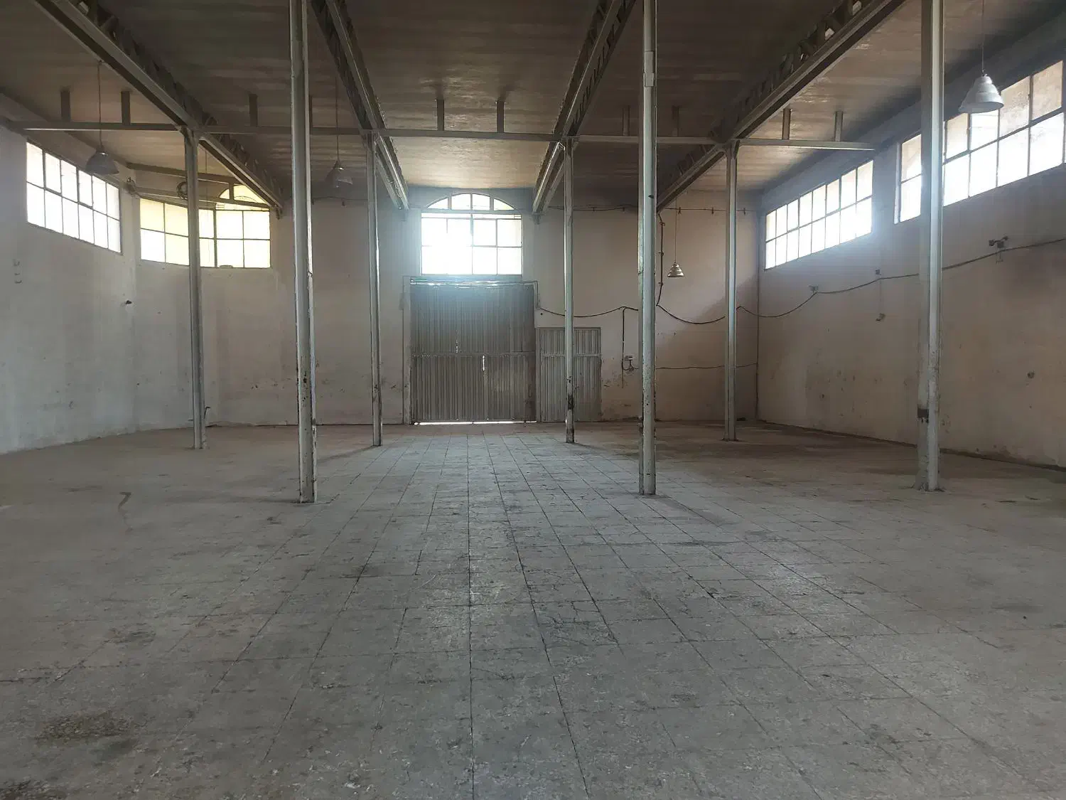 سوله۱۰۰۰متربابرق۴۰۰آمپرالبرزکد۵۸.املاک.صنعتی کرمی|اجارهٔ دفتر صنعتی، کشاورزی، تجاری|الوند, |دیوار