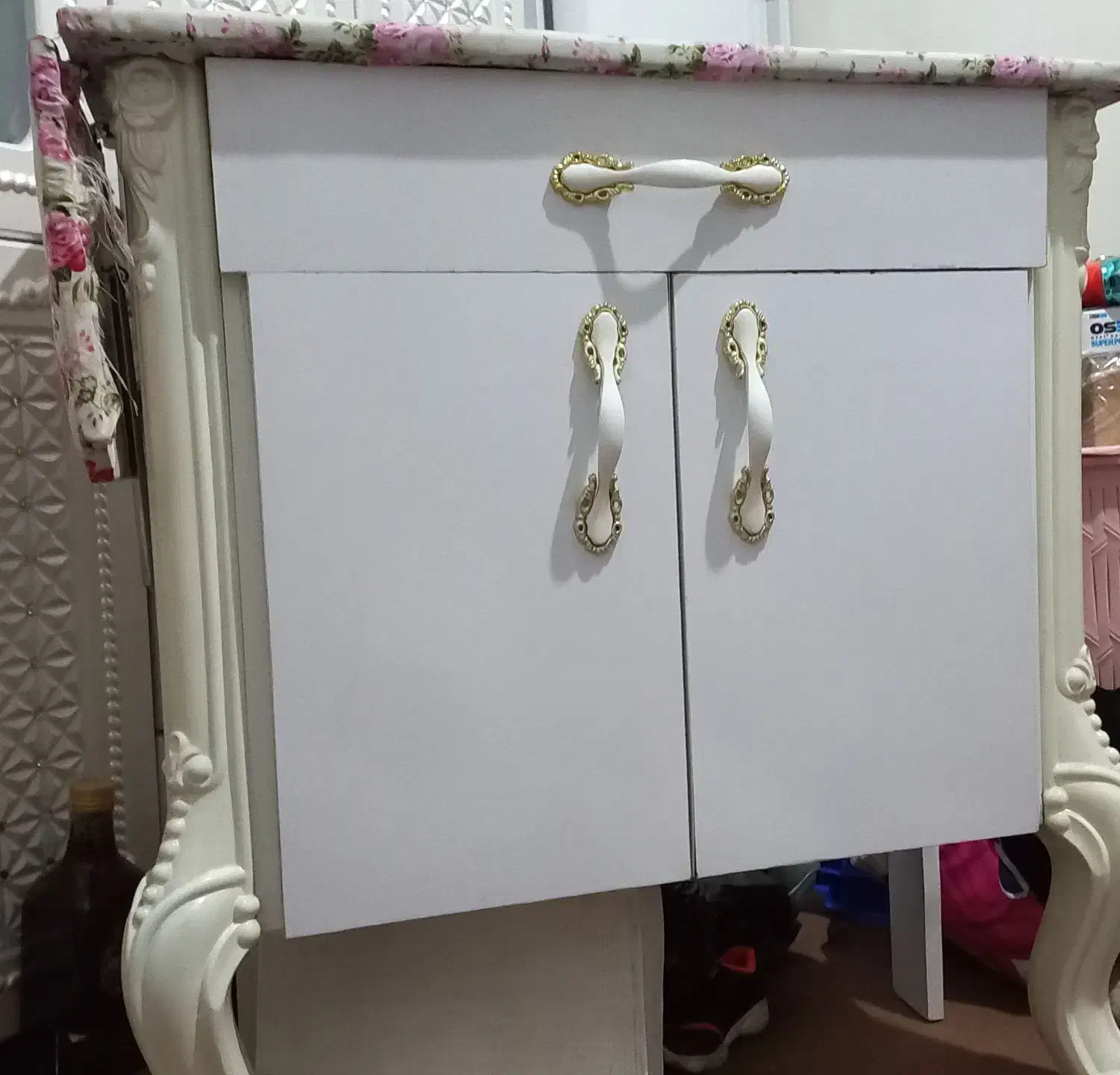 میز چرخ خیاطی و اتو|لوازم خیاطی و بافتنی|مشهد, زمرد|دیوار