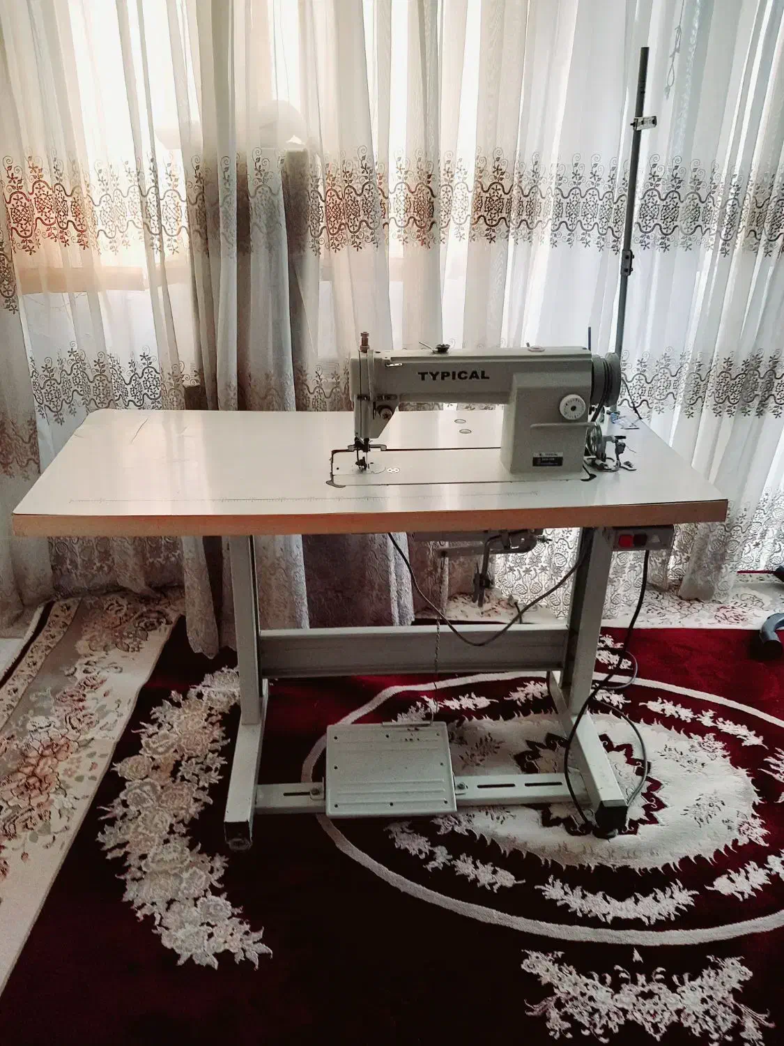 چرخ خیاطی تاپیکال|چرخ خیاطی و ریسندگی|قم, امامزاده ابراهیم|دیوار