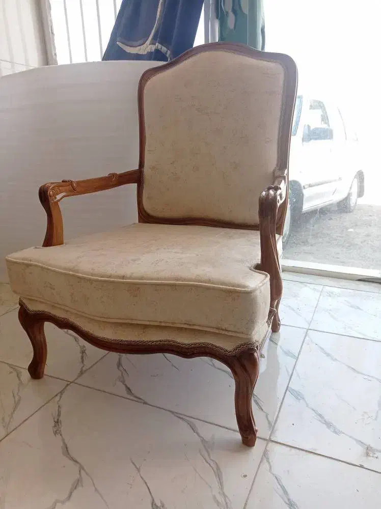 رویه کوبی مبل تعمیر و تولید|مبلمان خانگی و میز عسلی|سبزوار, پامنار|دیوار