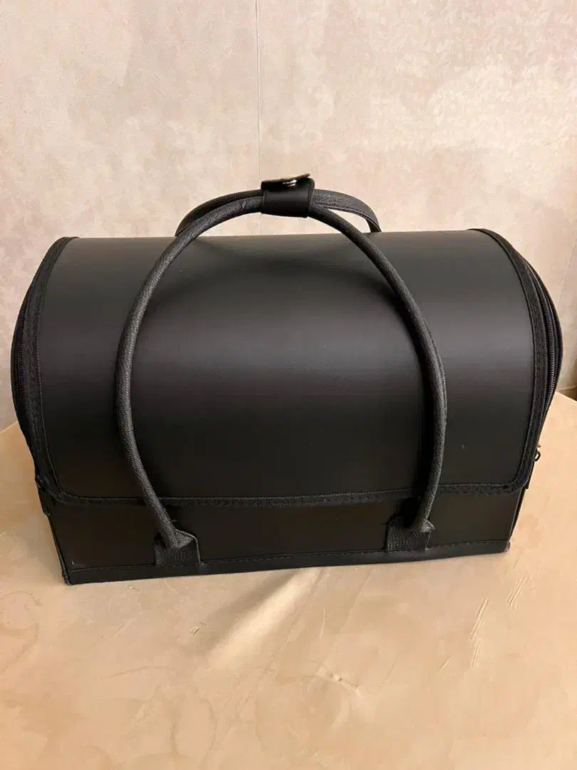 کیف هلالی ناخن باکس abs|آرایشگاه و سالن‌های زیبایی|اندیشه, اندیشه فاز ۳|دیوار