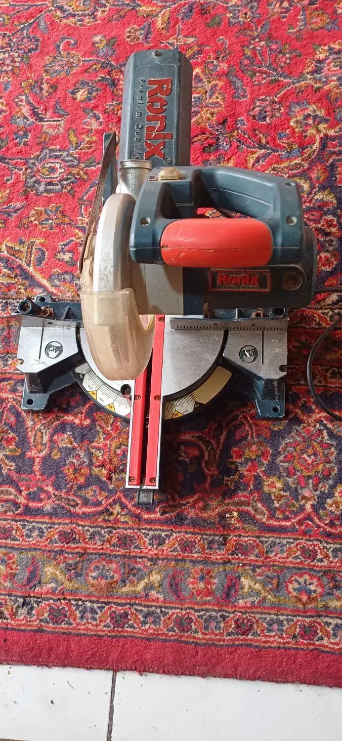 اره فارسی بر،قطع کن|ابزارآلات|چهاردانگه (تهران), |دیوار