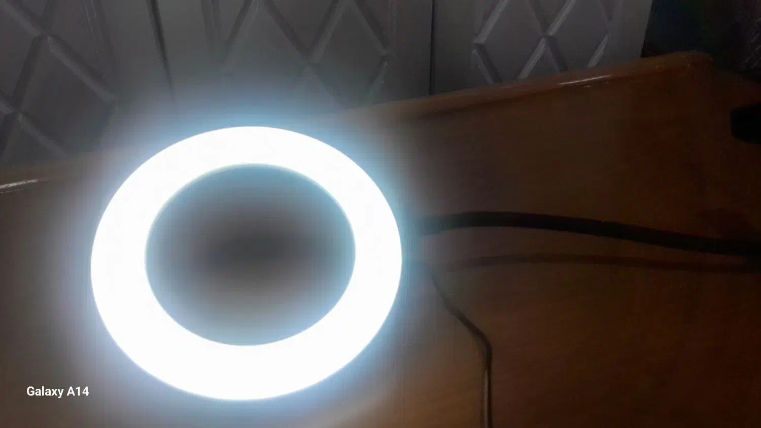 رینگ لایت رومیزی|دوربین عکاسی و فیلم‌برداری|هشتگرد, شهرک فرهنگیان|دیوار