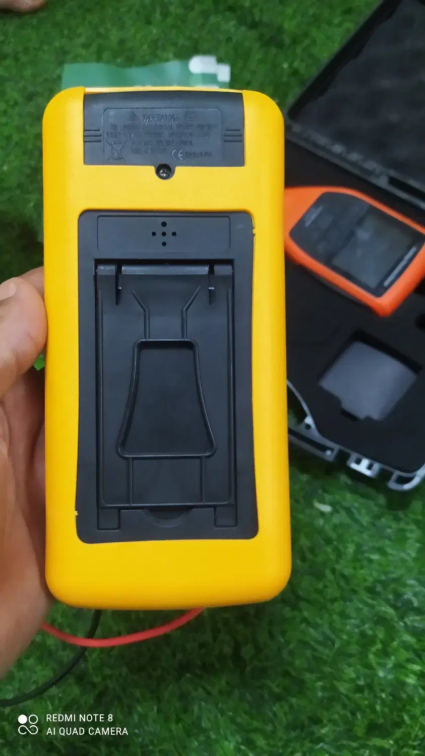 برق|ماشین‌آلات صنعتی|کیش, |دیوار