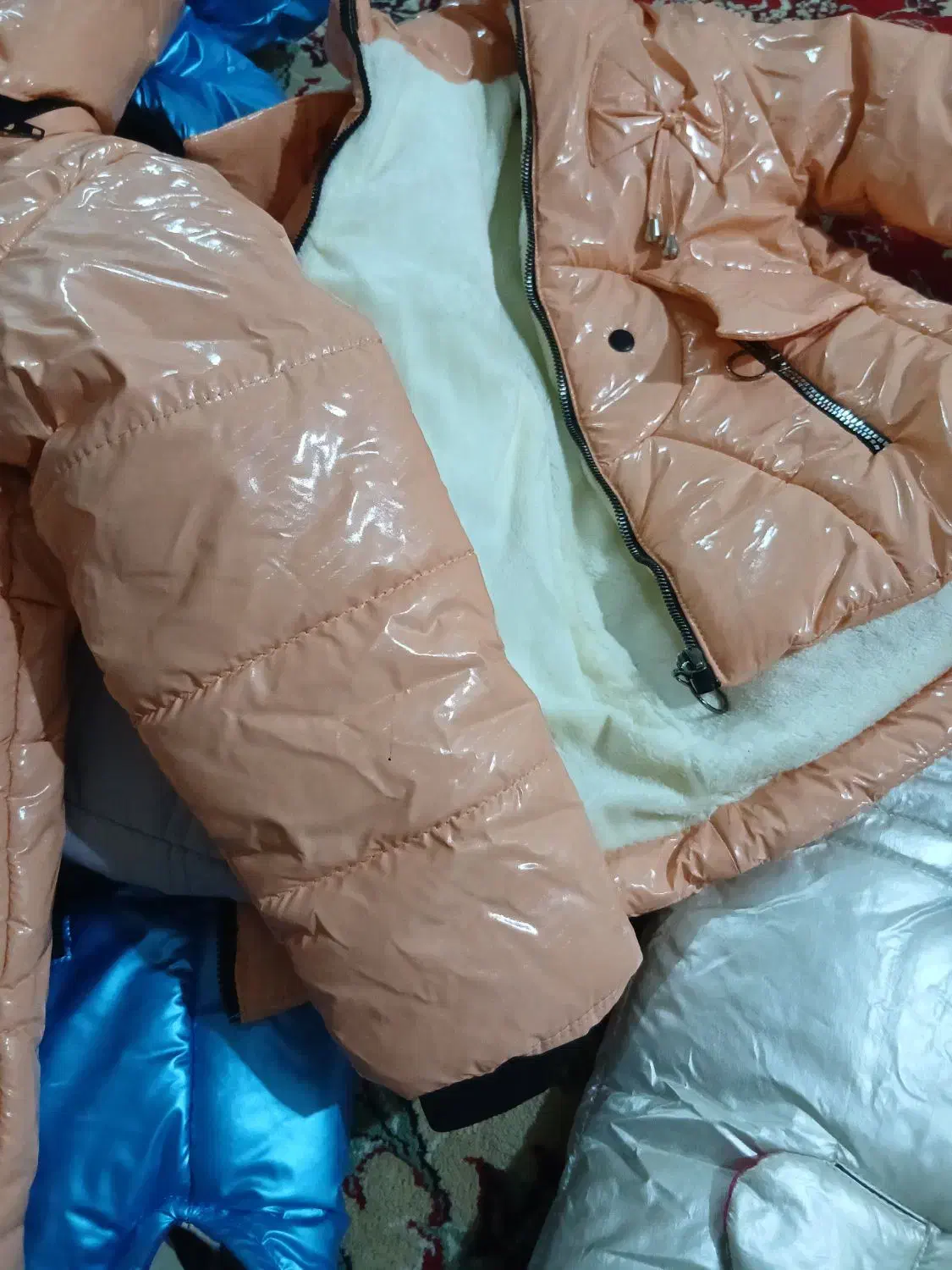 پافر حراج بخاطر جم اوری مقازه|کفش و لباس بچه|ایذه, |دیوار