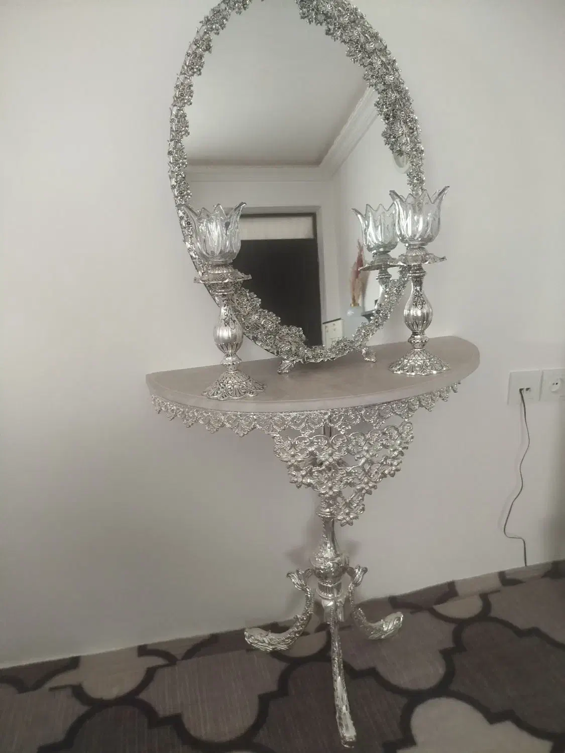 آینه و شمعدان|آینه|مراغه, |دیوار