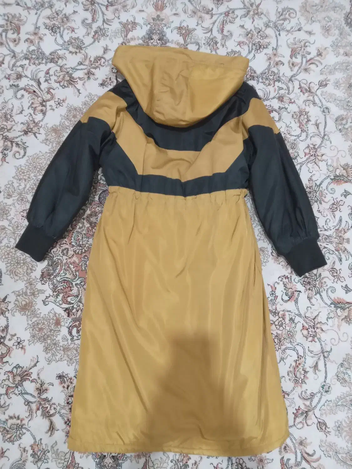 کاپشن زنانه و دخترانه در حد نو|لباس|خوی, |دیوار