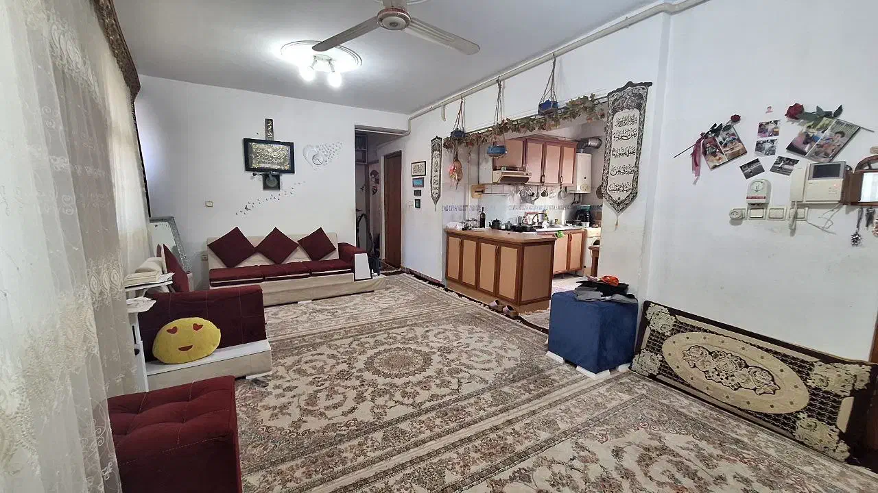 رهن راه جدا ۲خواب باپارکینگ بدون بالاسری درمرکزشهر|اجارهٔ آپارتمان|آستانه اشرفیه, |دیوار