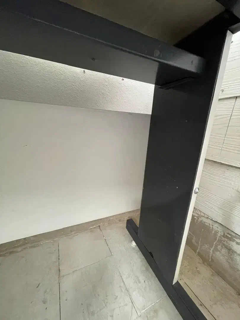 میز نقشه کشی و کامپیوتر و کار|میز تحریر و کامپیوتر|پردیس, فاز ۳|دیوار