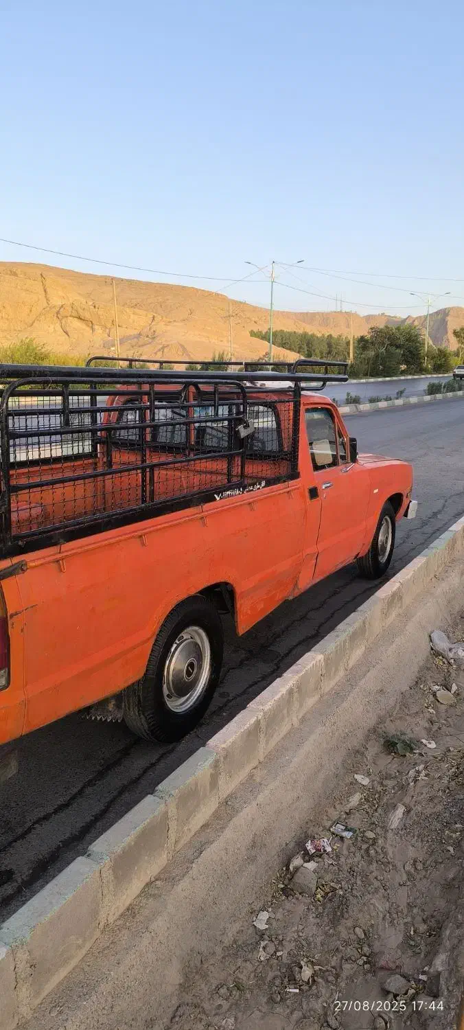 مزدا 1600|خودرو سواری و وانت|کرمان, |دیوار