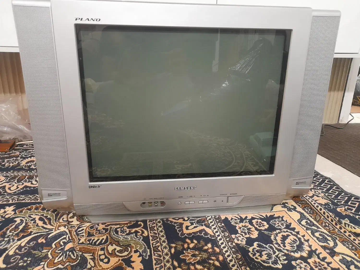 تلویزیون ۲۱ اینچ|تلویزیون و پروژکتور|کرمانشاه, |دیوار