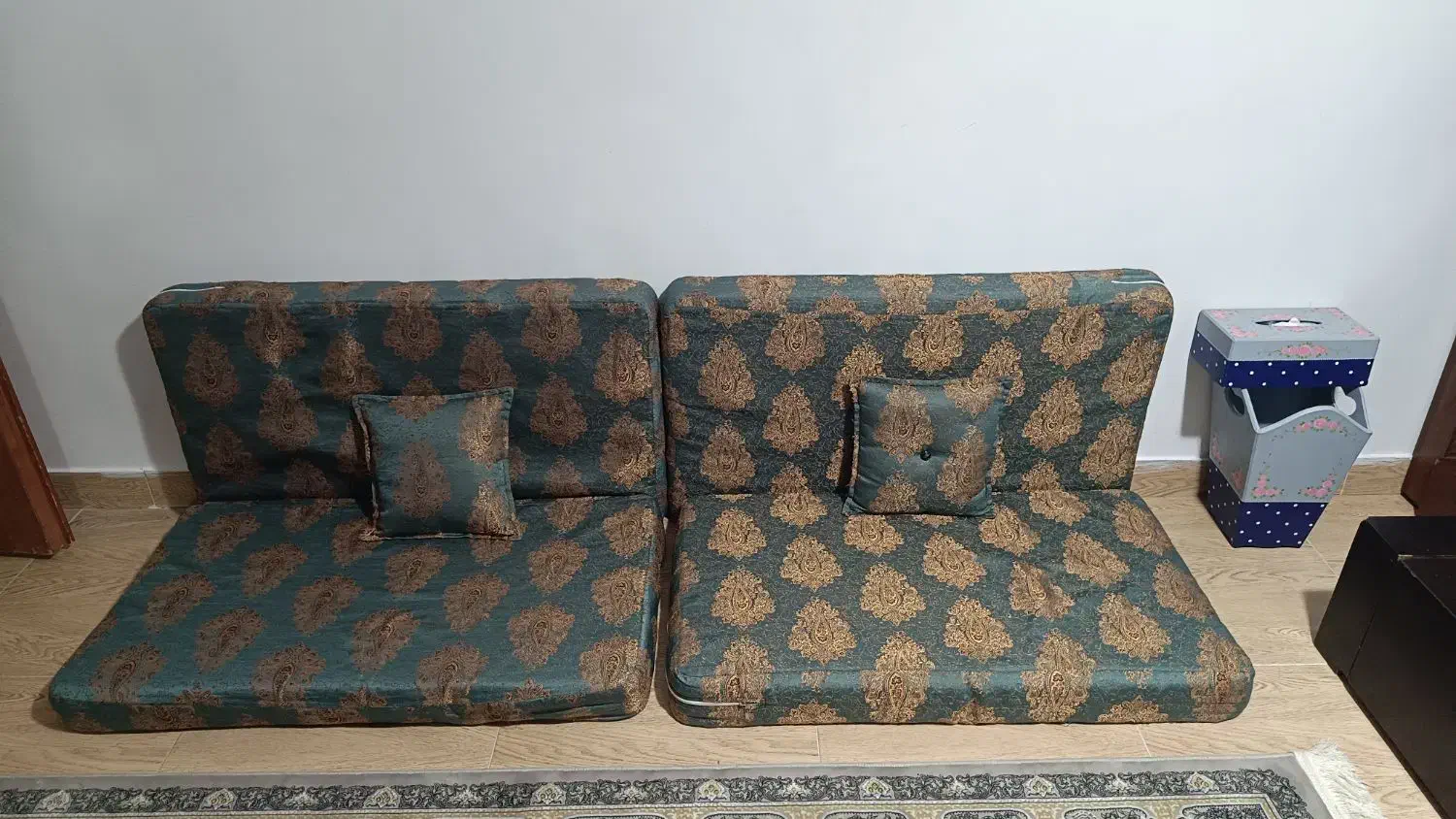 پشتی سنتی|پشتی|لواسان, |دیوار