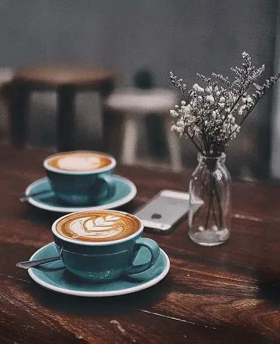 استخدام سالندار و ویتر|استخدام خدمات فروشگاه و رستوران|کرمان, |دیوار