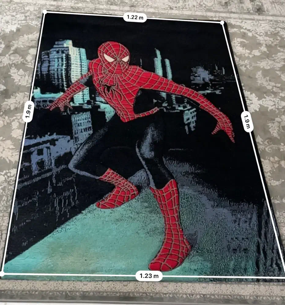 فرش طرح مرد عنکبوتی تمیز و سالم مناسب اتاق نوجوان|فرش|رشت, دیلمان|دیوار