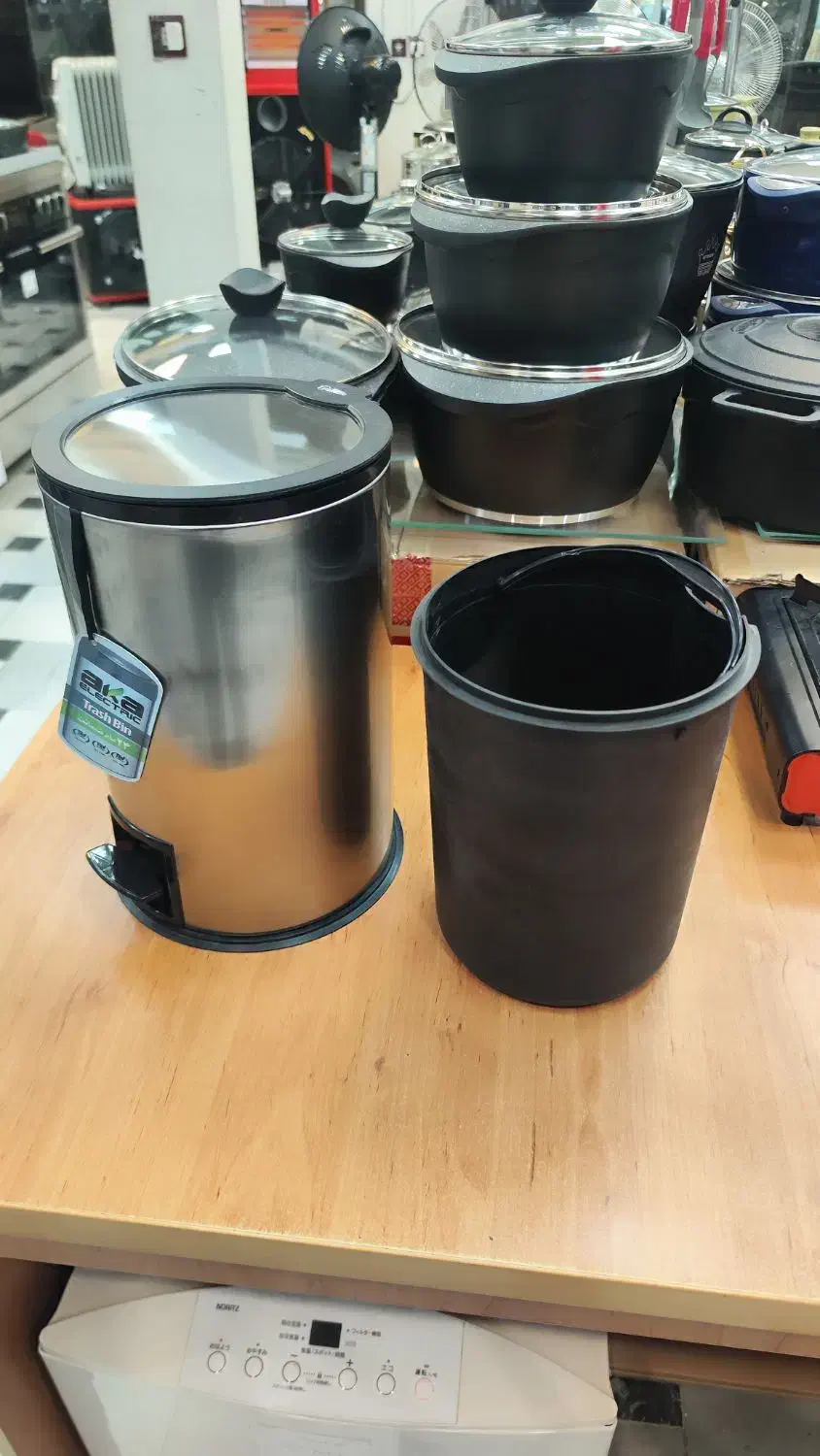 سطل زباله 12 لیتری آکا الکتریک زیر قیمت|لوازم نظافت|یزد, |دیوار