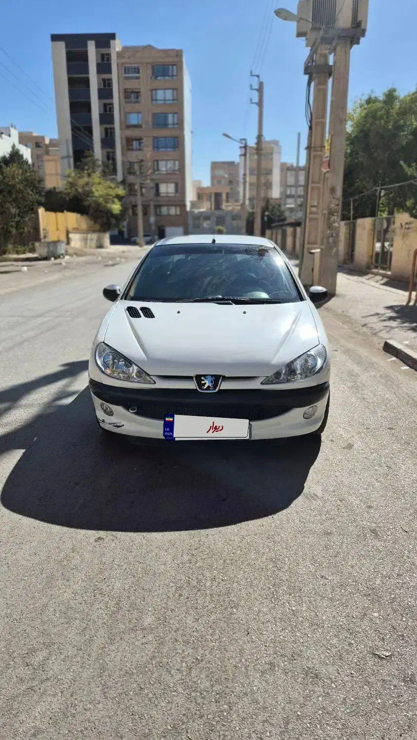 پژو۲۰۶تیپ ۵مدل۹۲|خودرو سواری و وانت|کرمانشاه, |دیوار