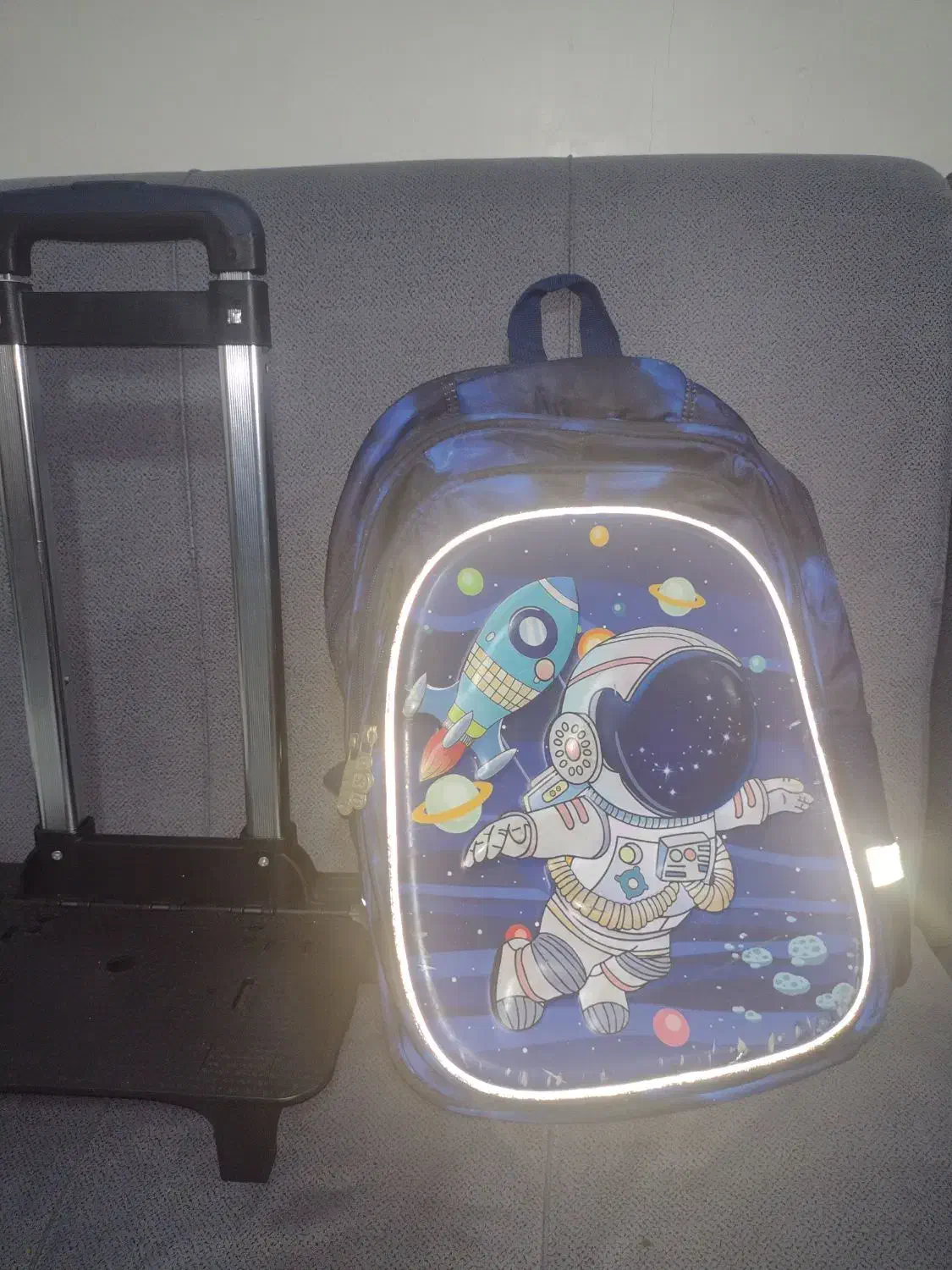 کیف مدرسه چرخدار|کیف، کفش، کمربند|تهران, شیخ هادی|دیوار