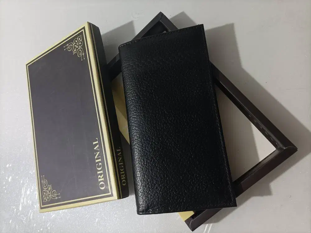 کیف پول|کیف، کفش، کمربند|قدس, شهر‌قدس|دیوار