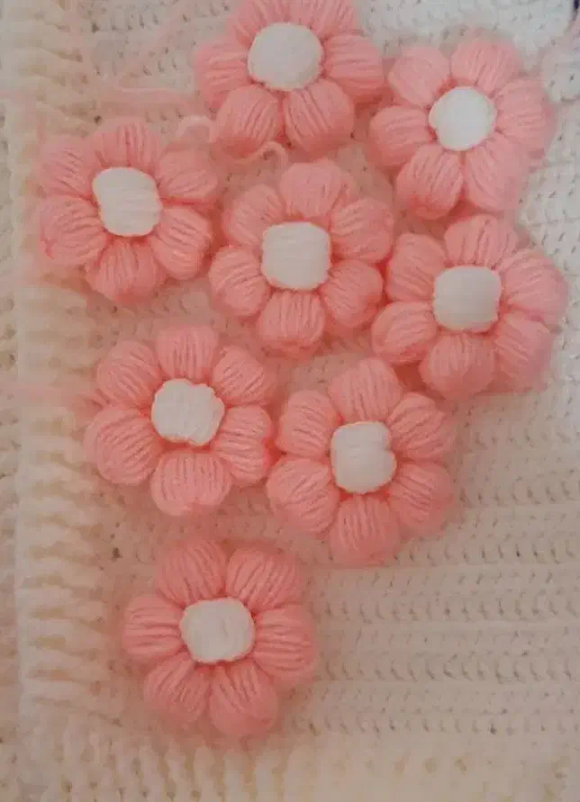 گل تزیینی گل بافتنی گل دستباف|صنایع دستی و سایر لوازم تزئینی|رشت, توشیبا|دیوار