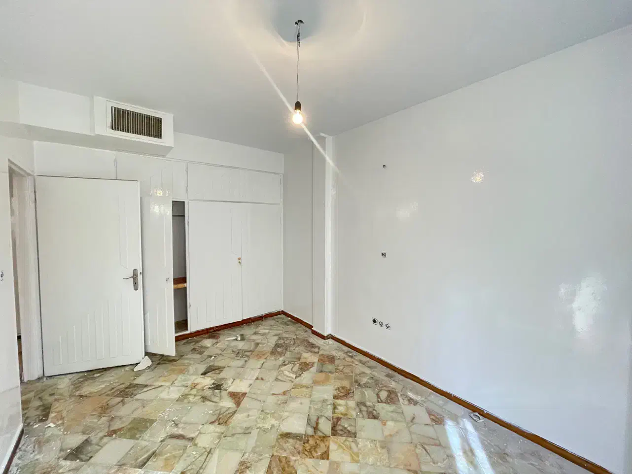 ۱۳۵ متر ۳ خواب غربی بین دوم سوم