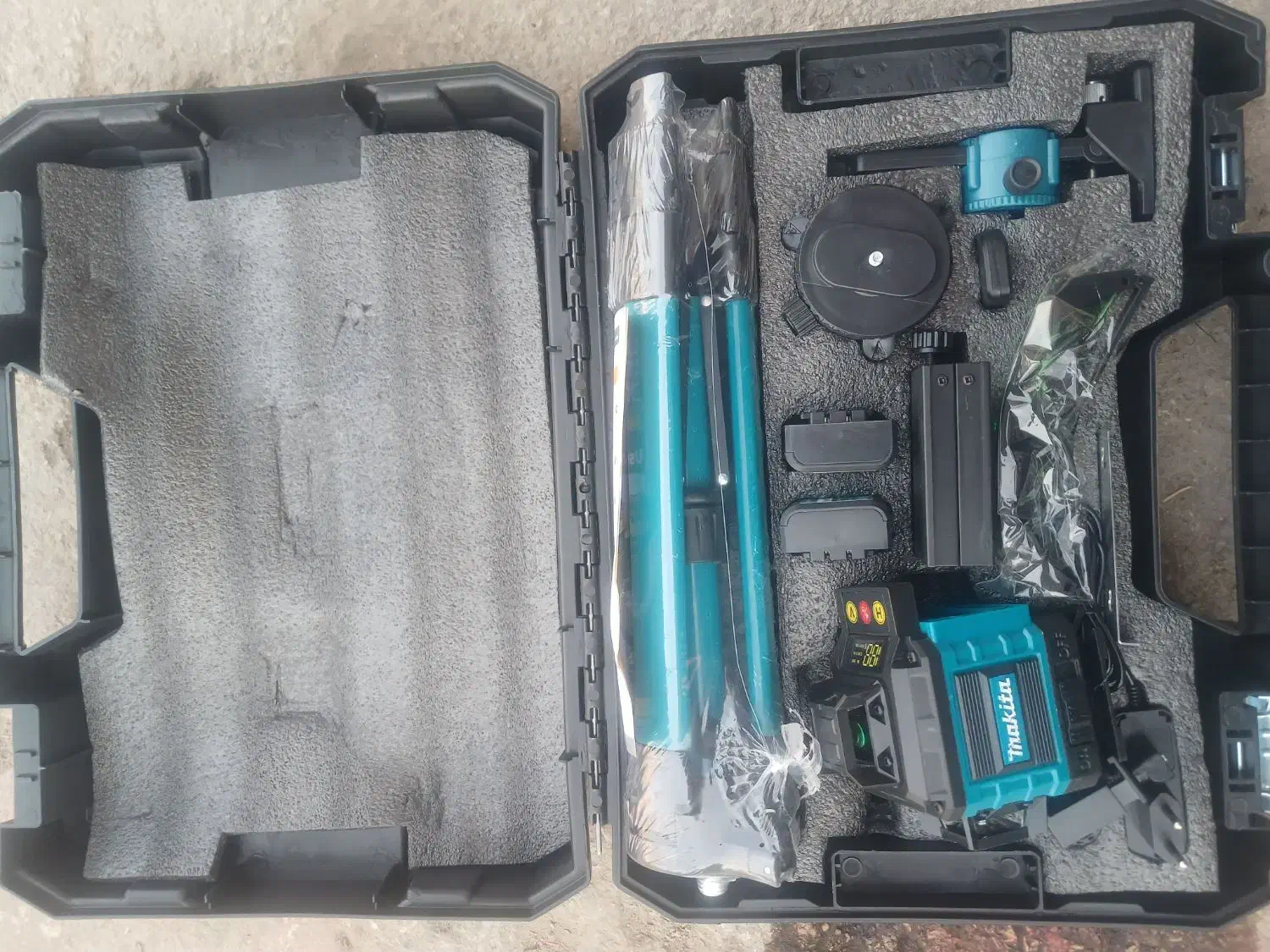 تراز لیزری ۴ خط ۱۶ لاین ماکیتا نور سبز|ابزارآلات|اردبیل, |دیوار