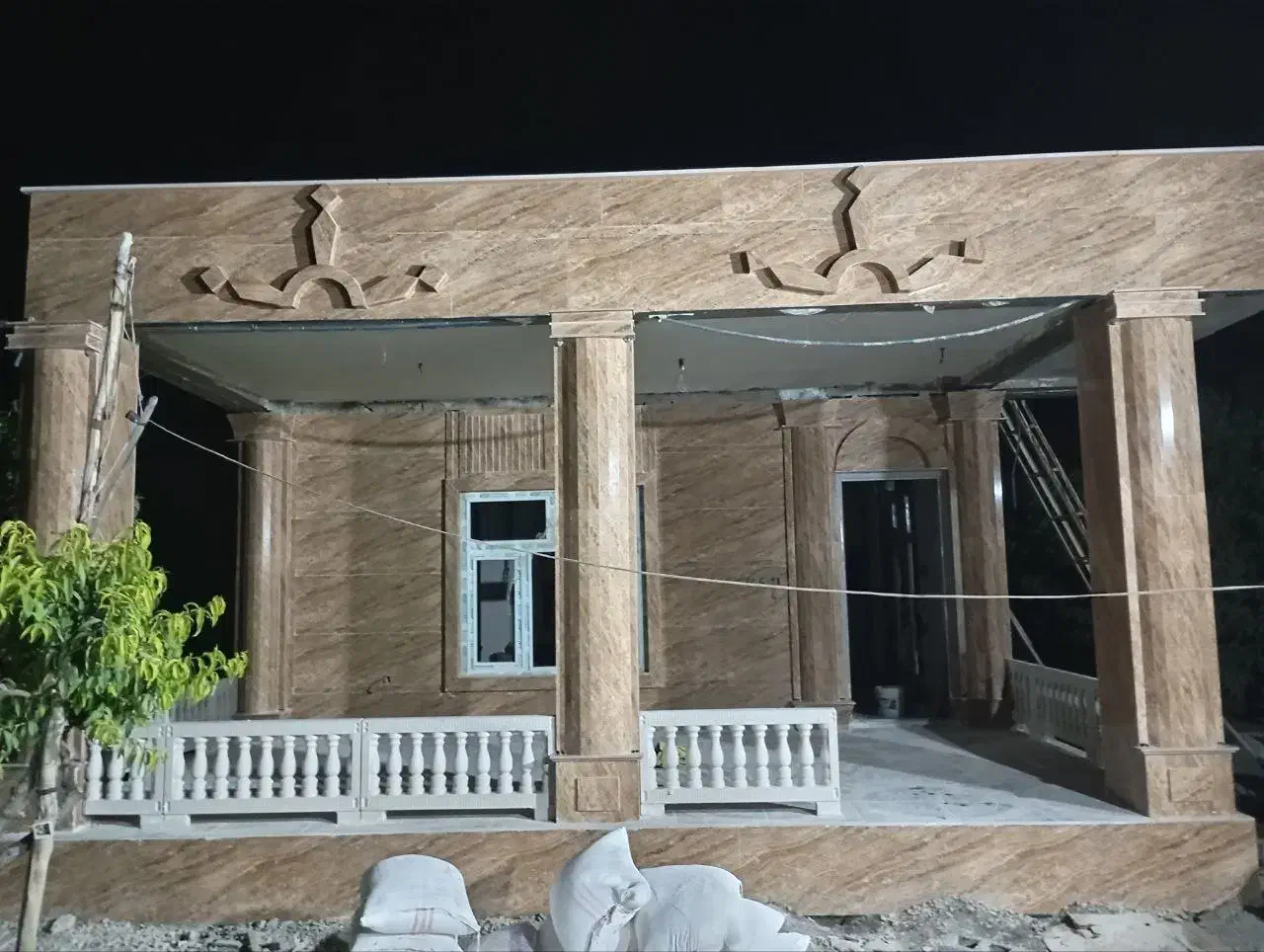 کاشی کاری صوفیان شبستر حومه کاشیکار|خدمات پیشه و مهارت|شبستر, |دیوار