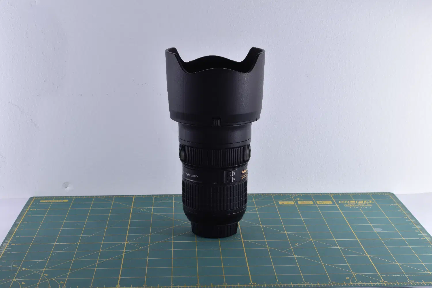 لنز نیکون Nikon AF-S 24-70mm f2.8 G N|دوربین عکاسی و فیلم‌برداری|شیراز, مبعث|دیوار