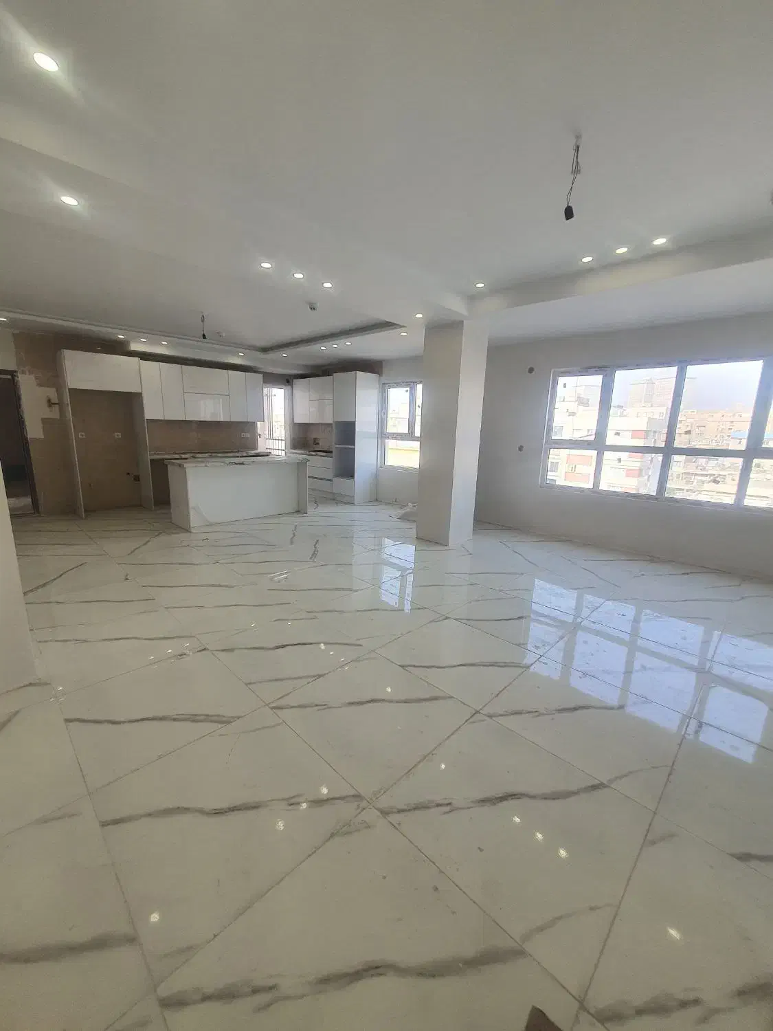 (آپارتمان ۱۰۸ متری/کلید نخورده/فول)