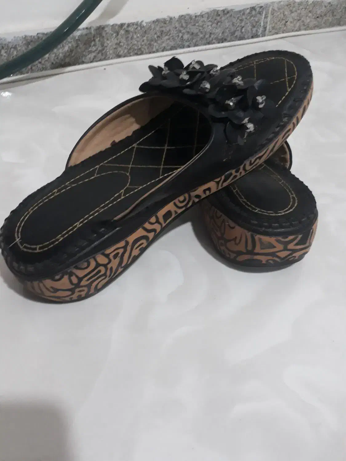 صندل دخترانه سایز۳۶|کیف، کفش، کمربند|صحنه, |دیوار