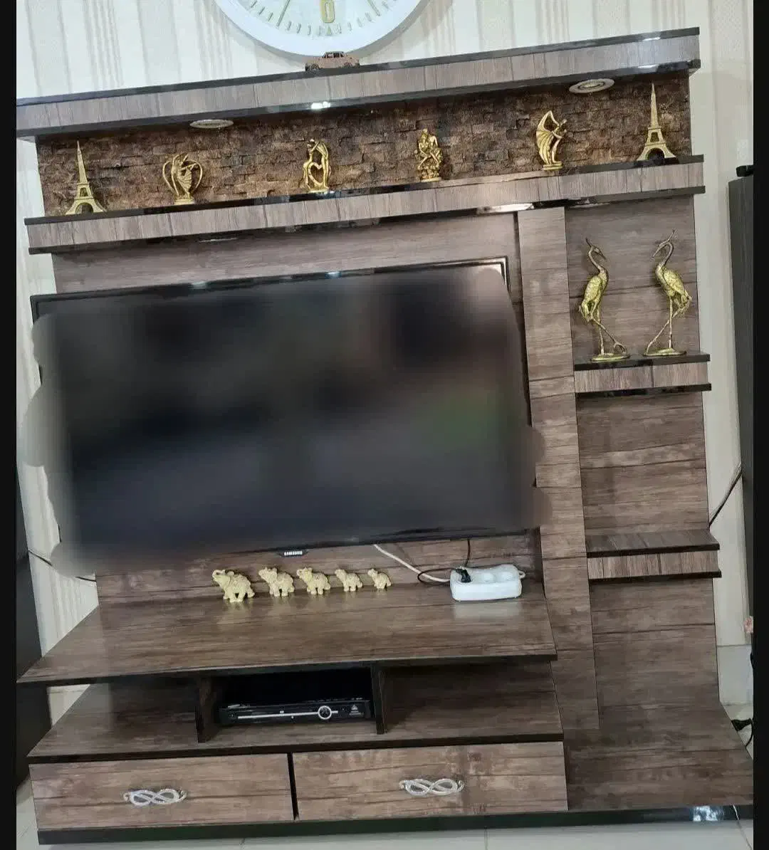 میز تلویزیون کاملا سالم ام دی اف|میز تلویزیون|رباطکریم, رباطکریم|دیوار