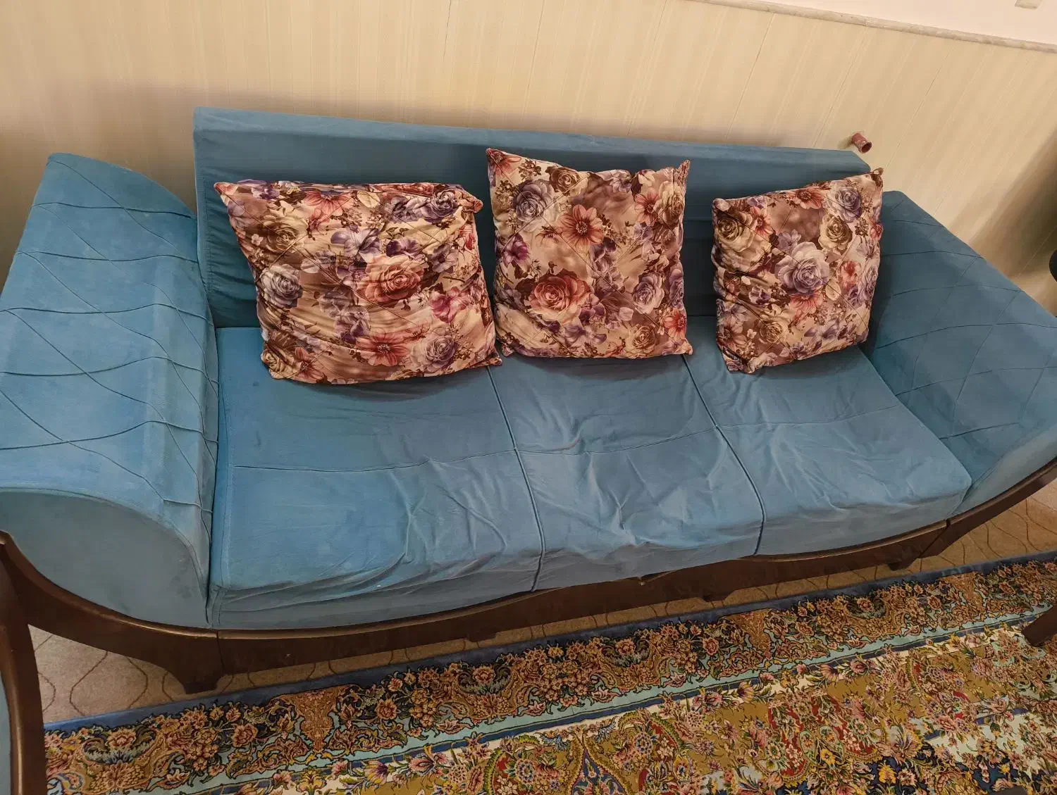 مبل ۷نفره کارکرده|مبلمان خانگی و میز عسلی|قم, شهرک مهدیه (مدرس)|دیوار