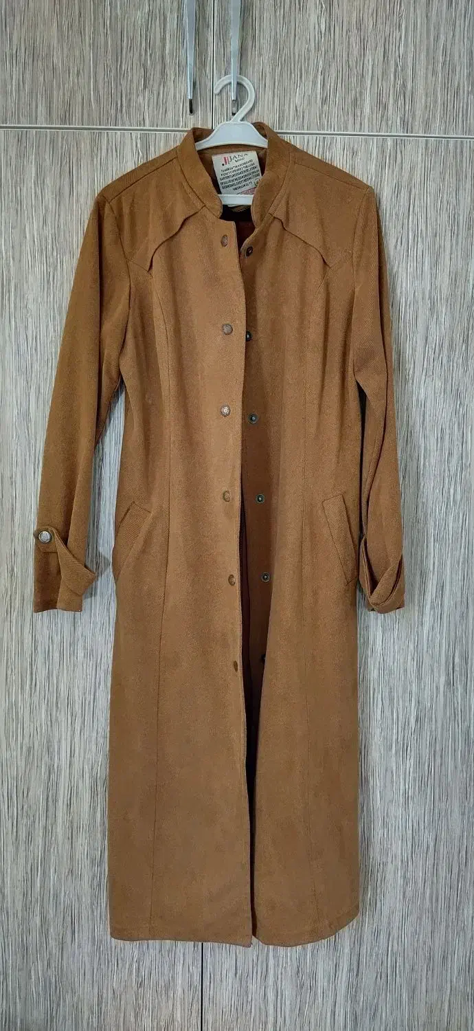 لباس نو و سالم|لباس|بناب, |دیوار