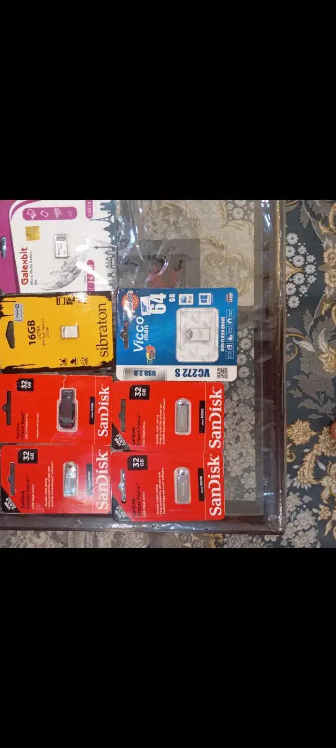 فلش|لوازم جانبی موبایل و تبلت|قم, شهرک امام حسن|دیوار