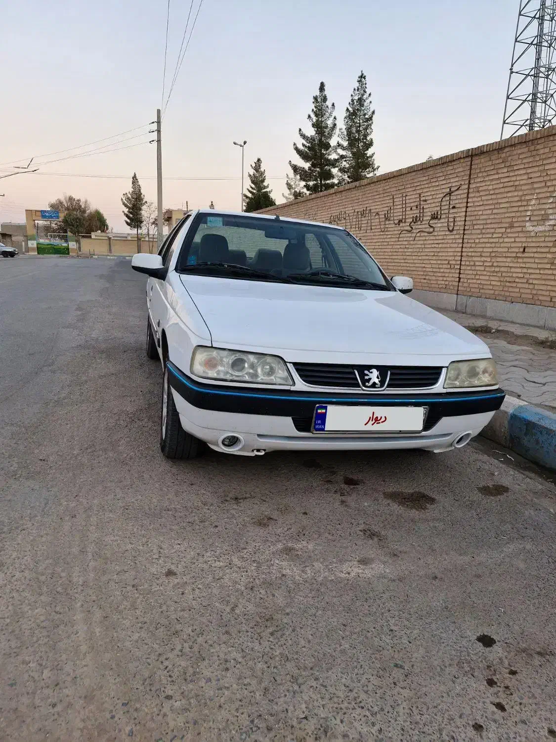 پژو ۴۰۵ slx مدل۹۷ عروسک فروش نقدی و معاوضه|خودرو سواری و وانت|سیرجان, |دیوار