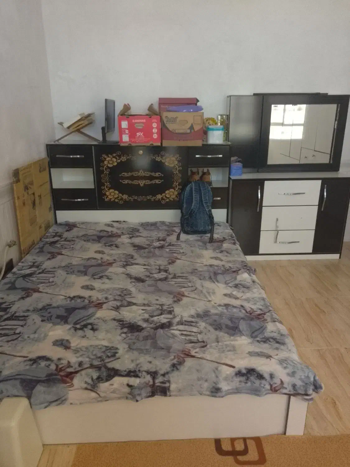 فروش تختخواب ومیزارایشی ام دی اف|تخت و سرویس خواب|یاسوج, |دیوار