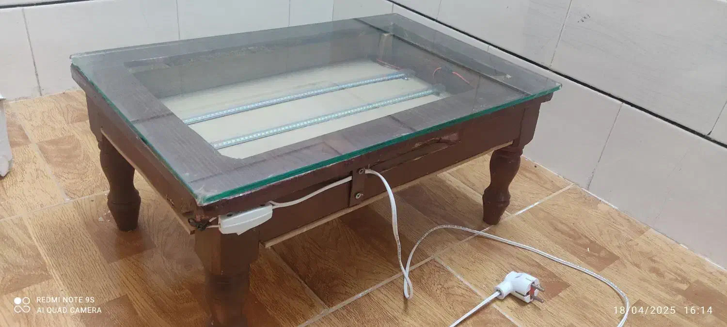 میز نورجهت کارنقاشی وطراحی دانش اموزان ودانشجویان|میز تحریر و کامپیوتر|کاشان, کشاورز|دیوار