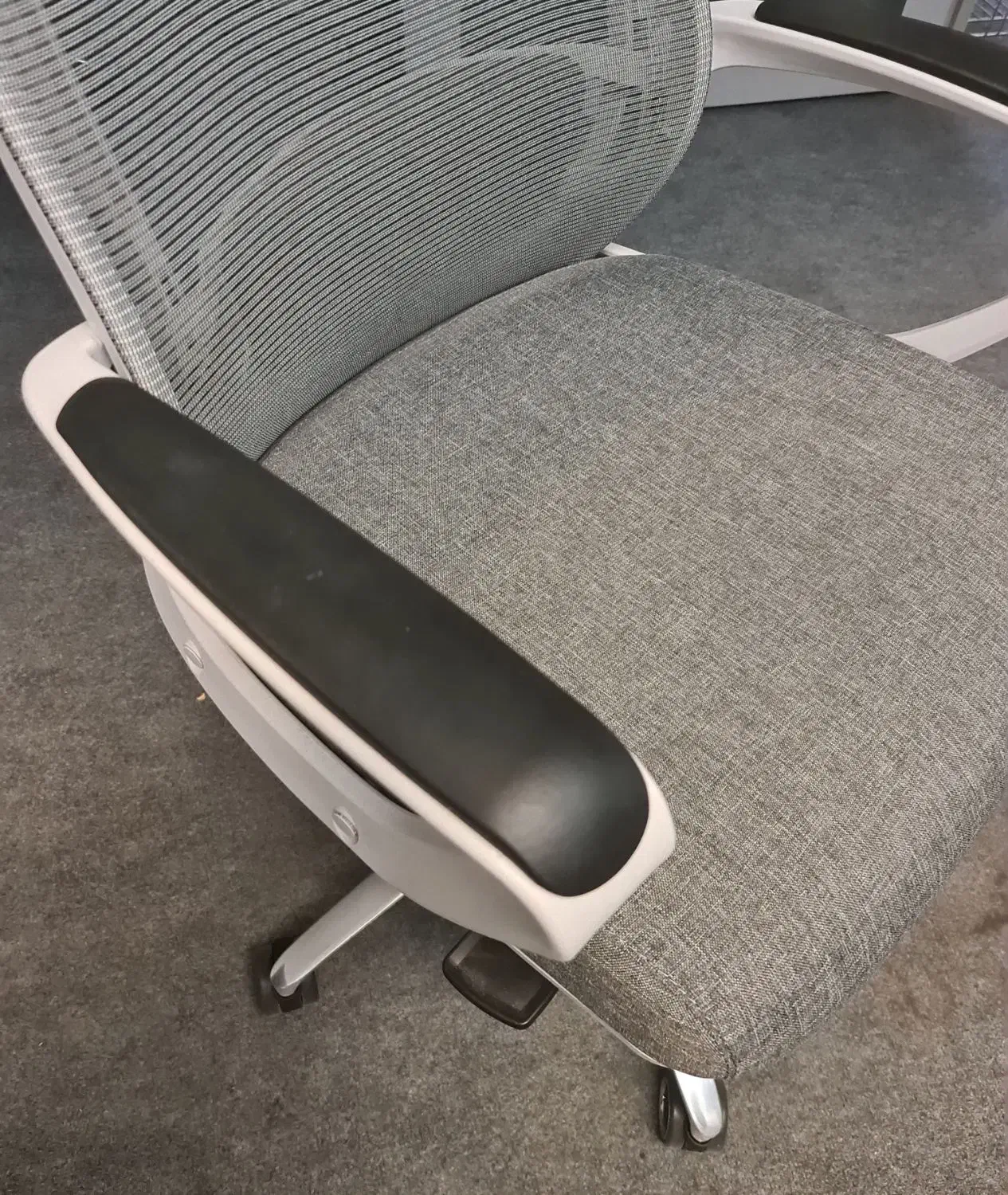 صندلی مدیریتی برند لیو حرفه ای ارگونومی|مبلمان اداری|شیراز, پارک آزادی|دیوار