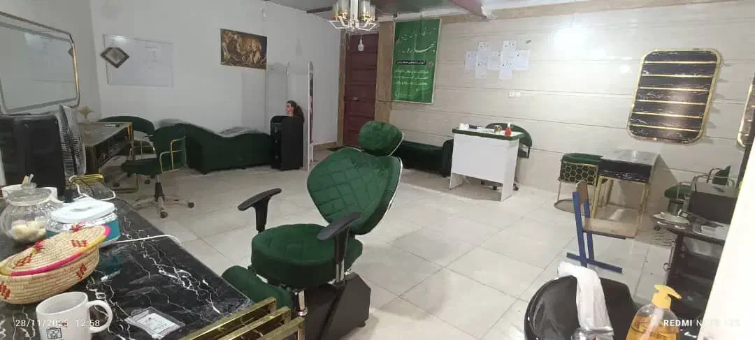 اجاره سالن آرایشگاه|اجارهٔ مغازه و غرفه|سیرجان, |دیوار